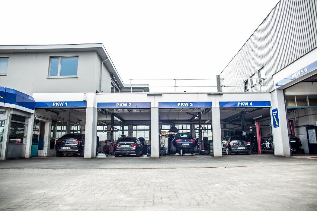 Bilder Premio Reifen + Autoservice Danger Fahrzeugtechnik