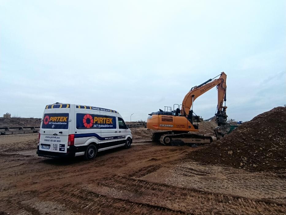 Bilder PIRTEK 24/7 mobiler HydraulikService Rees