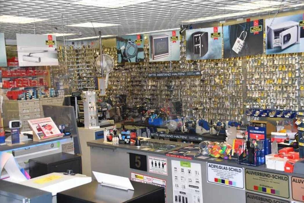 Bilder Herbert Baenfer | Schlüsseldienst und Einbruchsicherungen