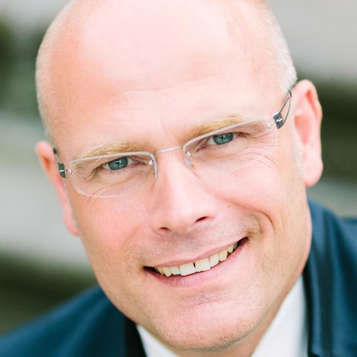 Bilder ERGO Versicherung Assekuranzkontor Michael Schmidt