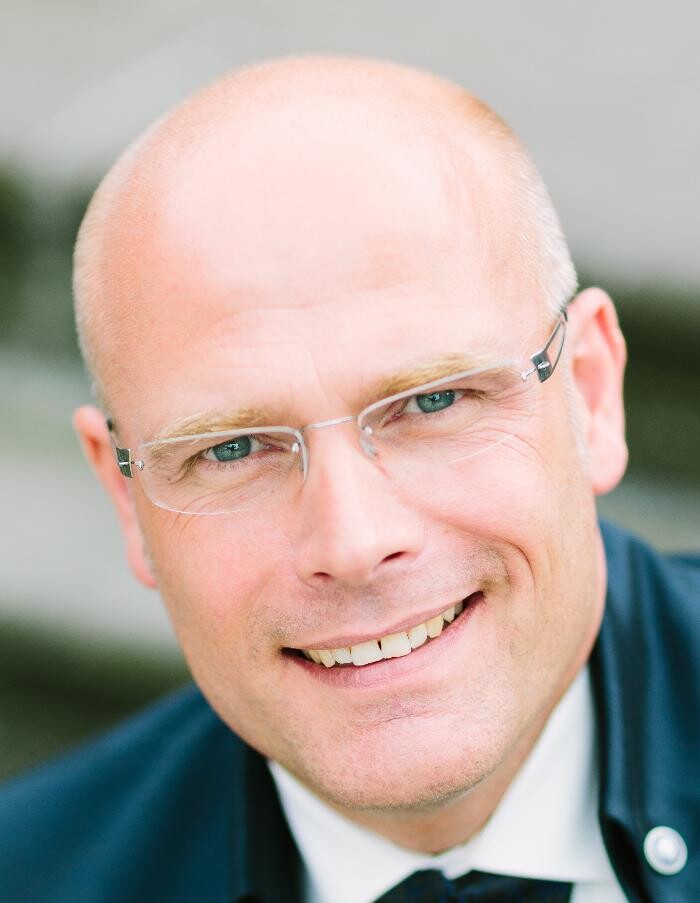Bilder ERGO Versicherung Assekuranzkontor Michael Schmidt
