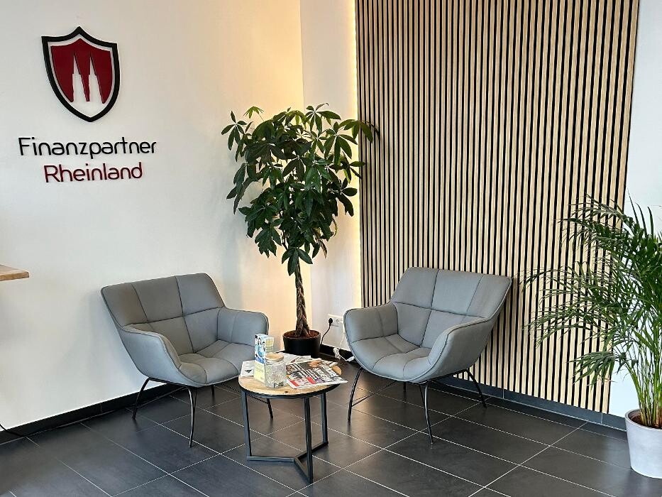 Bilder ERGO Versicherung Dennis Alexander Nawrath