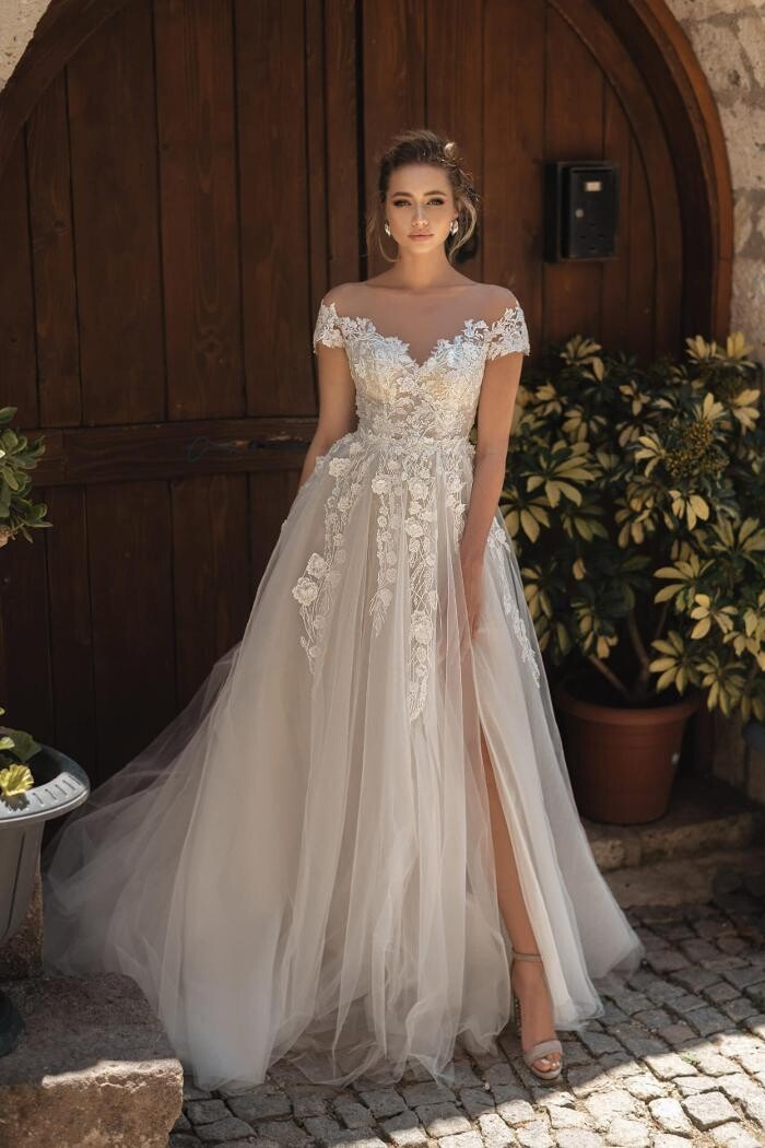 Bilder ADORNIA BRAUTMODE