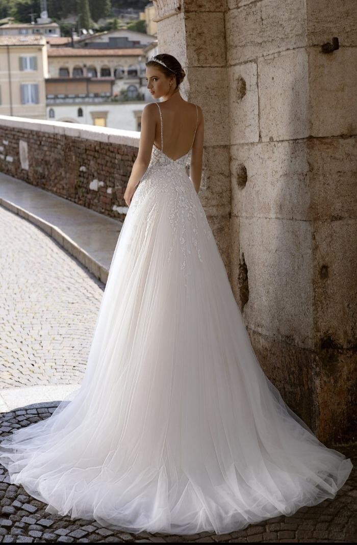 Bilder ADORNIA BRAUTMODE