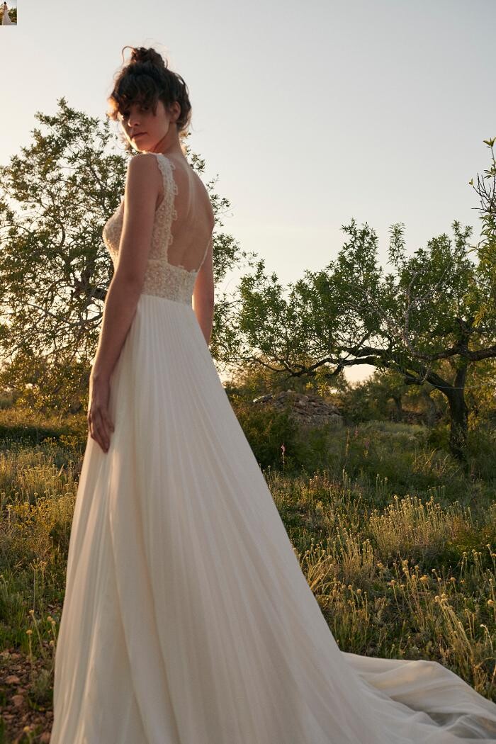 Bilder ADORNIA BRAUTMODE