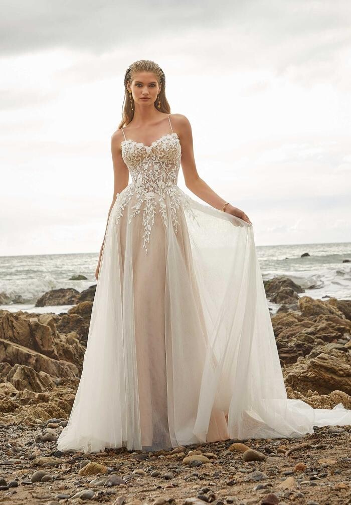 Bilder ADORNIA BRAUTMODE