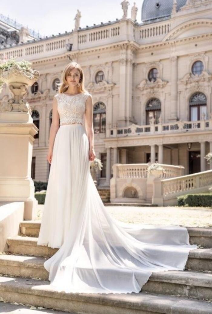 Bilder ADORNIA BRAUTMODE