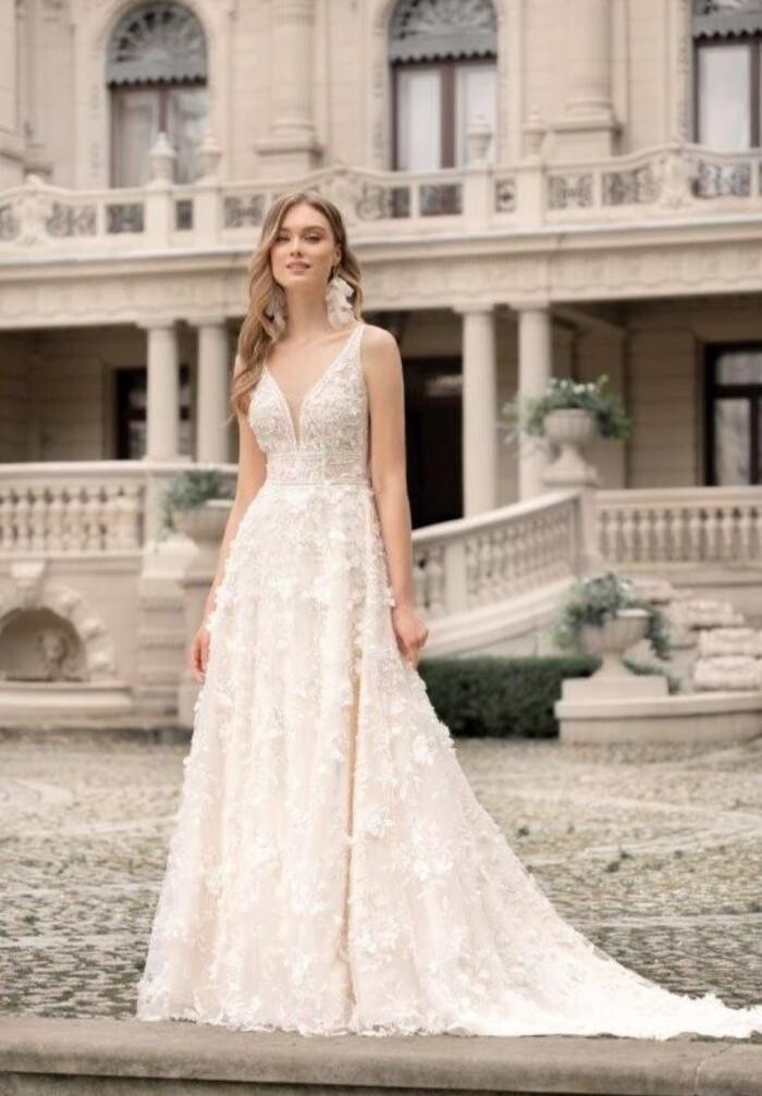 Bilder ADORNIA BRAUTMODE