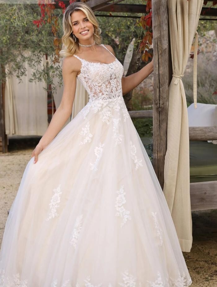 Bilder ADORNIA BRAUTMODE