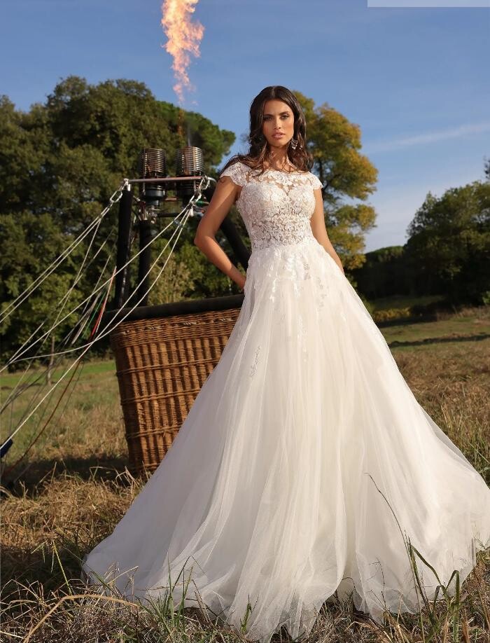 Bilder ADORNIA BRAUTMODE