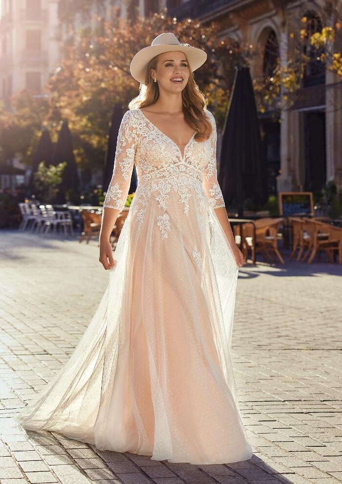 Bilder ADORNIA BRAUTMODE