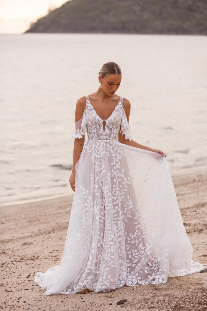 Bilder ADORNIA BRAUTMODE