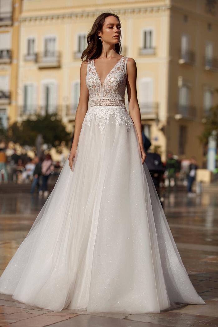Bilder ADORNIA BRAUTMODE