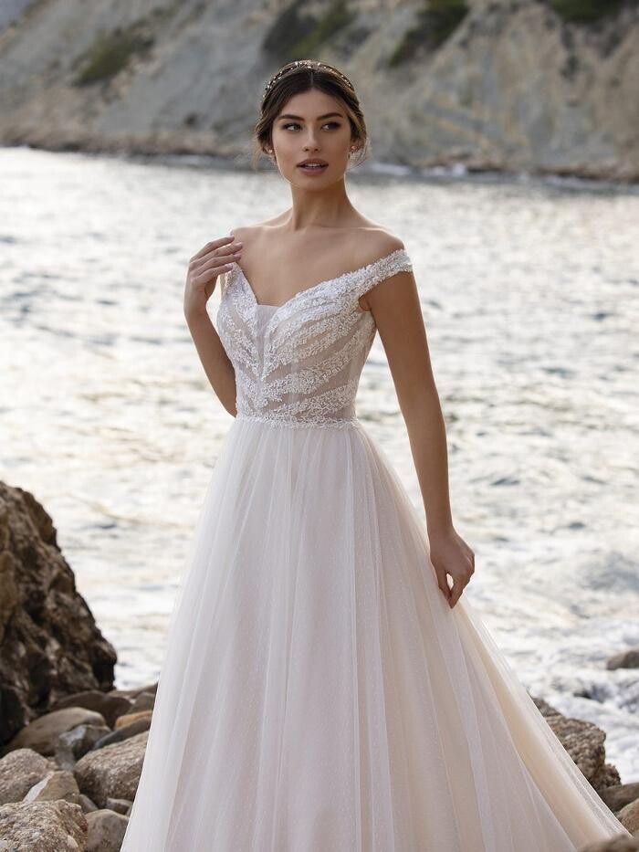 Bilder ADORNIA BRAUTMODE