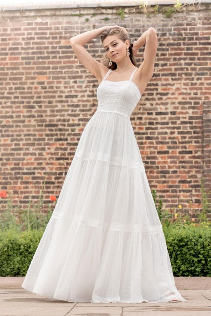 Bilder ADORNIA BRAUTMODE