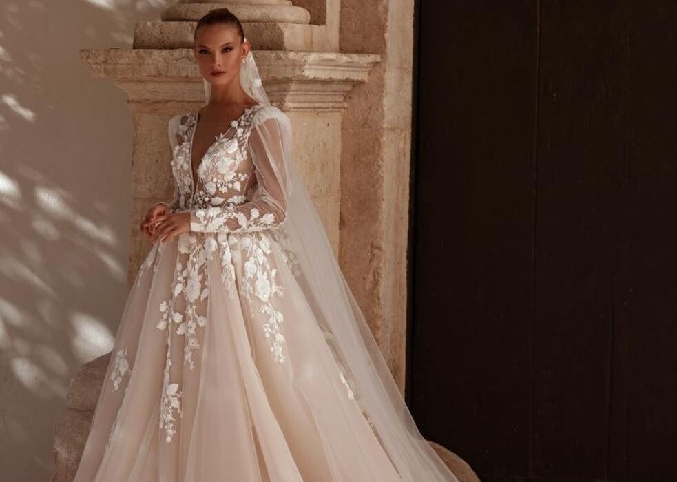 Bilder ADORNIA BRAUTMODE