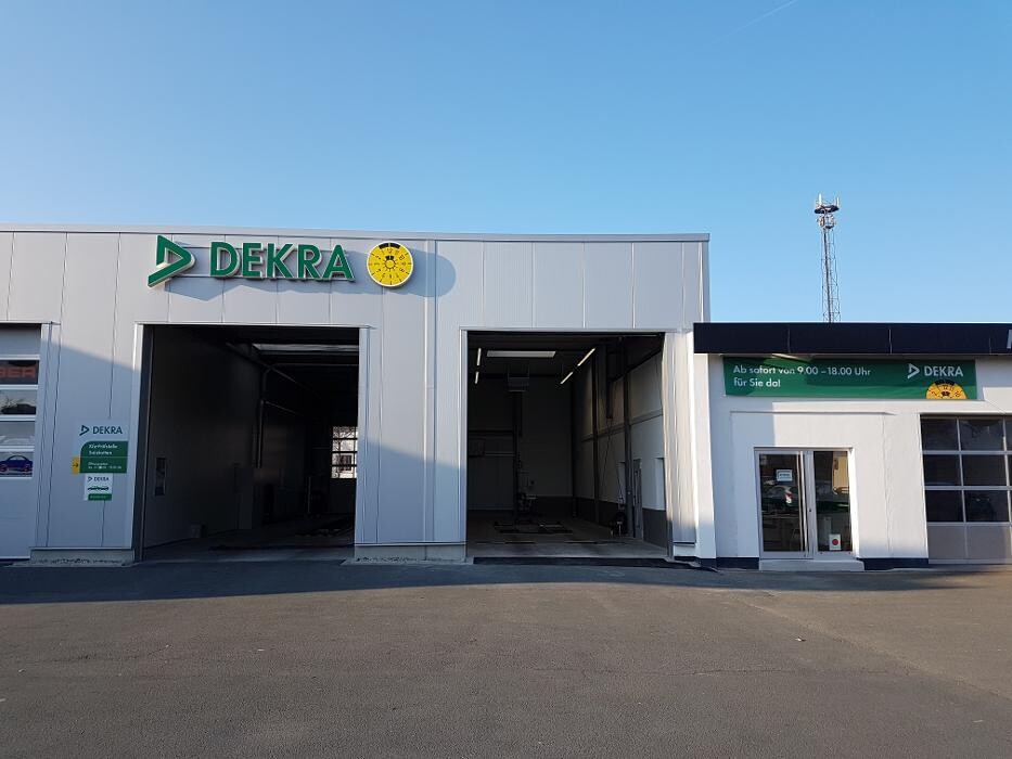 Bilder DEKRA Automobil GmbH Station Salzkotten