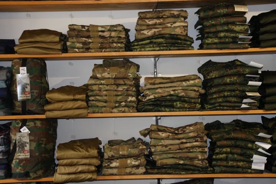 Bilder K. Stammschröer GmbH US-Navy-Shop