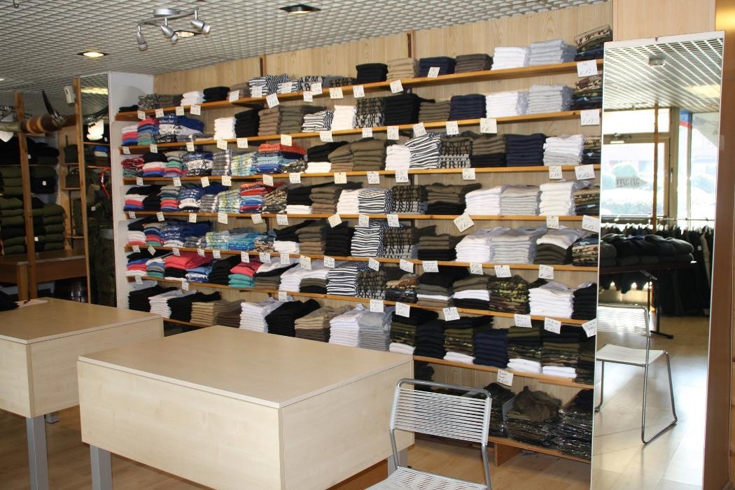 Bilder K. Stammschröer GmbH US-Navy-Shop