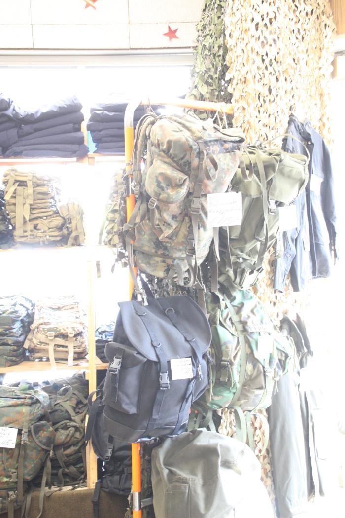 Bilder K. Stammschröer GmbH US-Navy-Shop