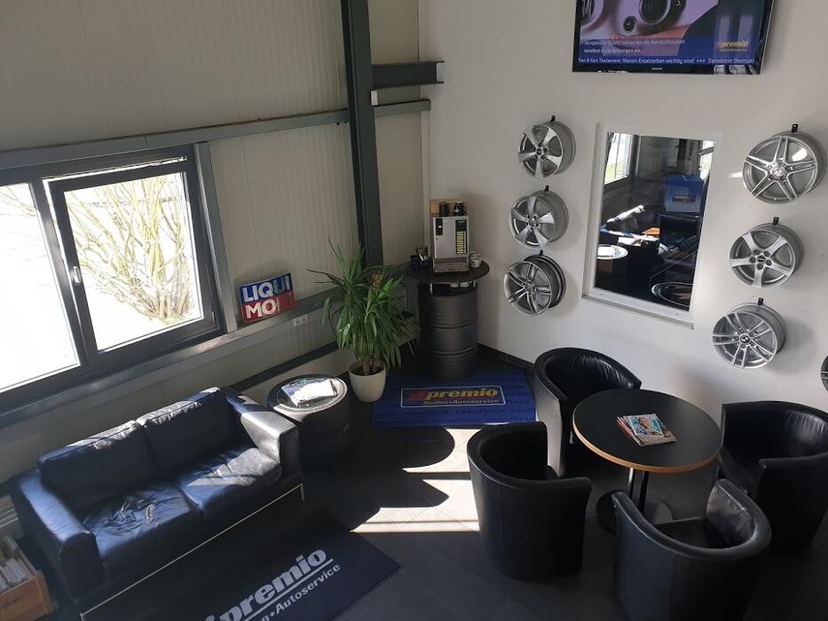 Bilder Premio Reifen + Autoservice Reifen Schmitz GmbH