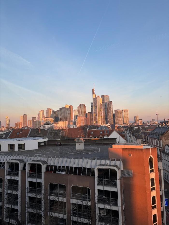 Bilder Lohi - Frankfurt | Lohnsteuerhilfe Bayern e. V.