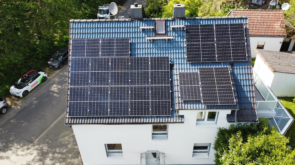 Bilder enerix Frankfurt - Photovoltaik & Stromspeicher