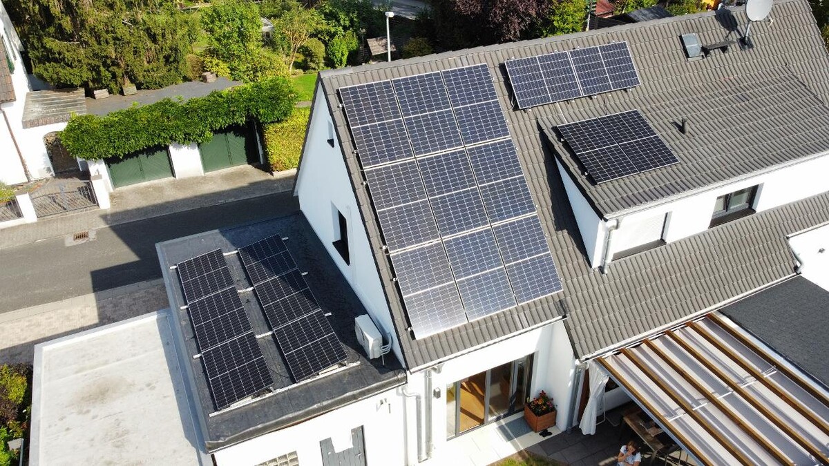 Bilder enerix Frankfurt - Photovoltaik & Stromspeicher