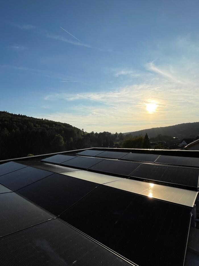 Bilder enerix Frankfurt - Photovoltaik & Stromspeicher