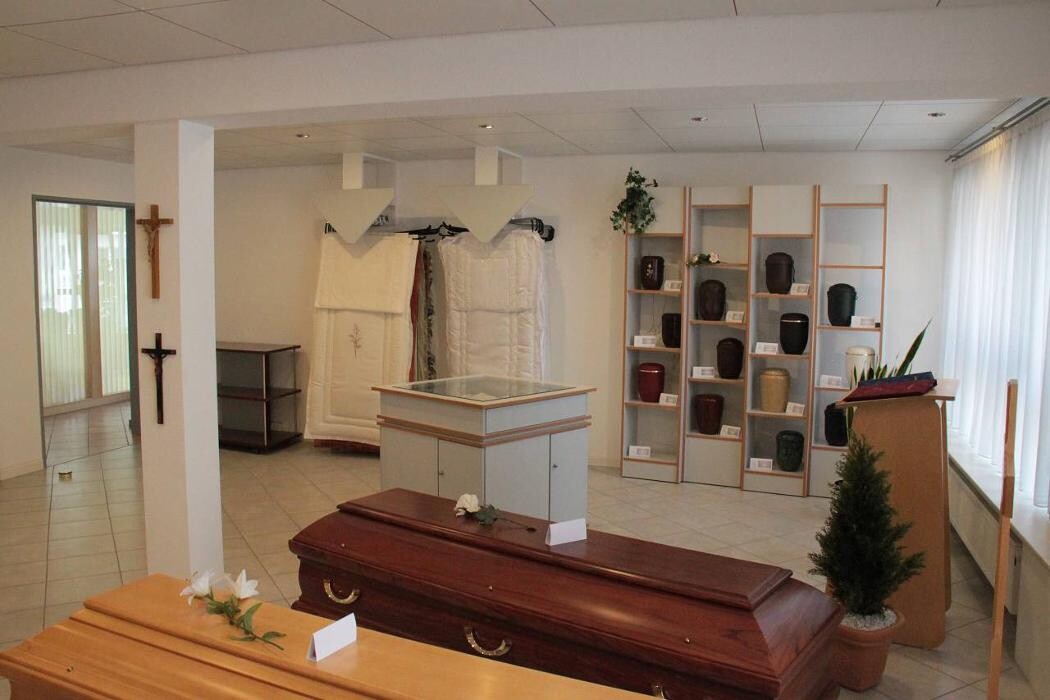 Bilder Bestattungshaus Güth