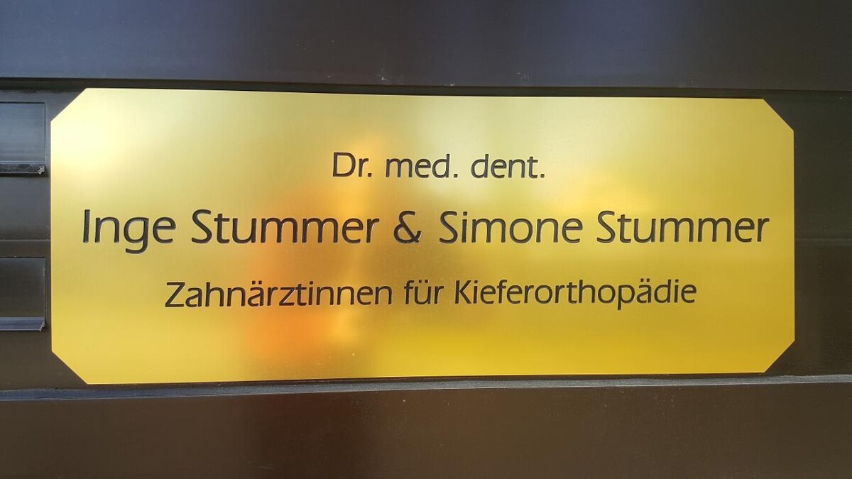 Bilder Kieferorthopäde Stummer Hanau - Für Kinder und Erwachsene