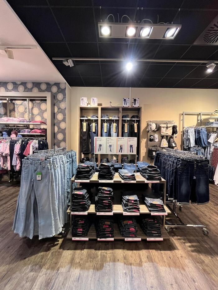Bilder JEANS FRITZ