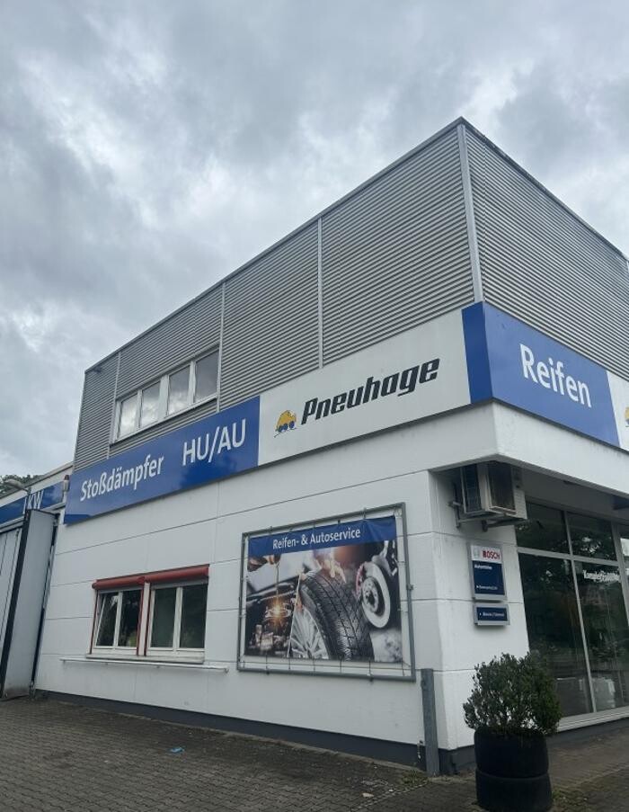 Bilder Pneuhage Reifen und Autoservice