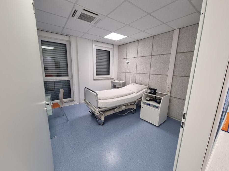 Bilder Schlaf- und Schwindelzentrum PD Dr. med. habil. Yvonne Fischer