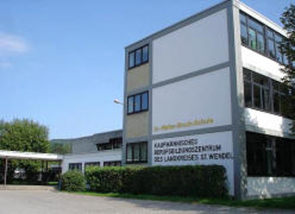 Bilder Dr-Walter-Bruch-Schule St. Wendel (kaufm. Bereich)