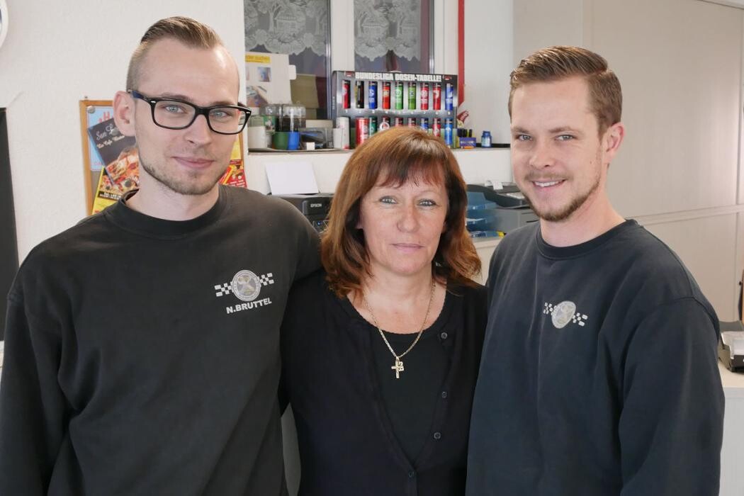 Bilder Premio Reifen + Autoservice Bruttel