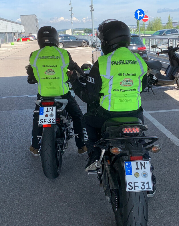 Bilder Schanzer Fahrschule GmbH