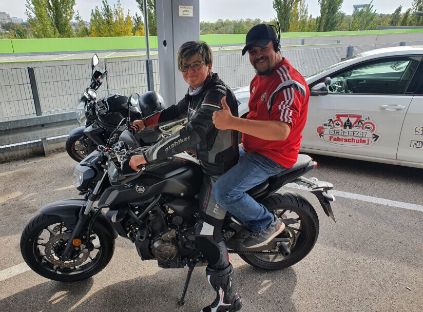 Bilder Schanzer Fahrschule GmbH