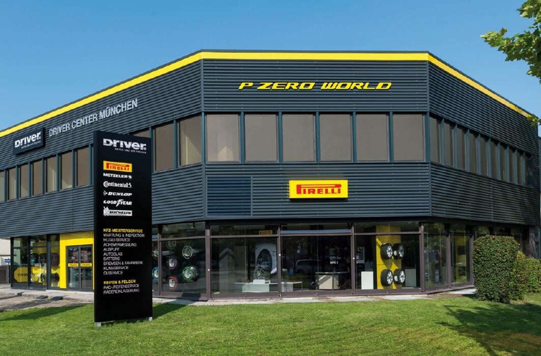 Bilder Driver Center München | P Zero World - Driver Reifen und KFZ-Technik GmbH