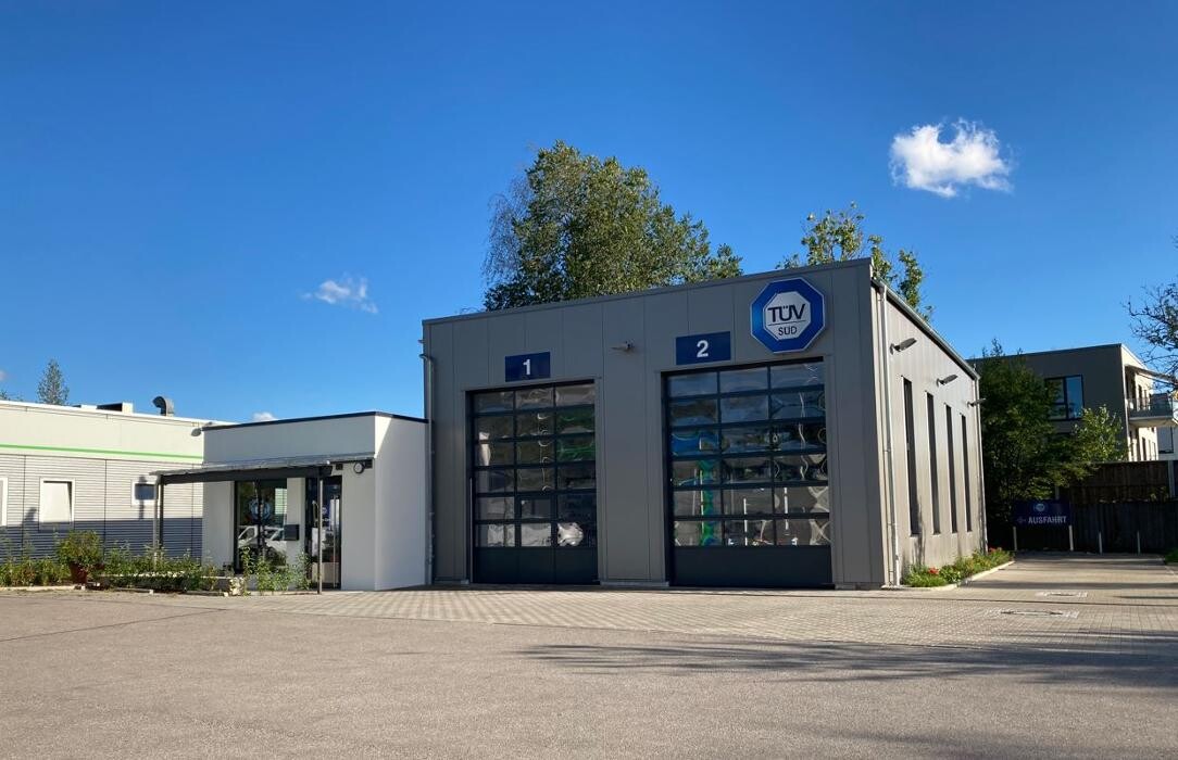 Bilder TÜV SÜD Service-Center München-Perlach