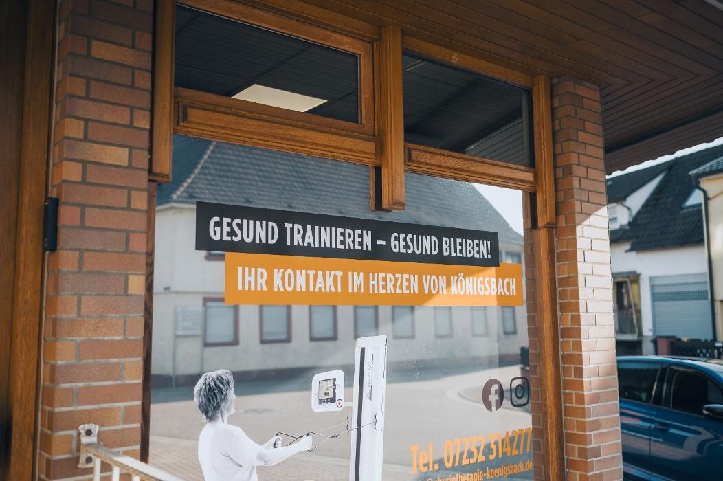 Bilder PHYSIOTHERAPIE und TRAINING KÖNIGSBACH Jens & Maike Müller