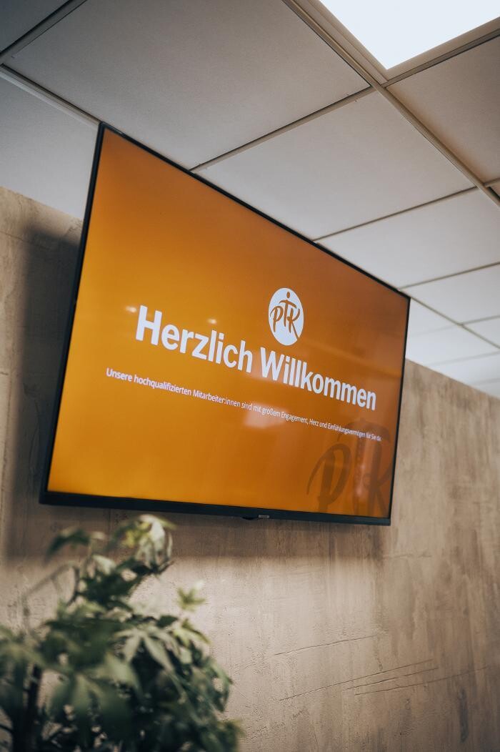 Bilder PHYSIOTHERAPIE und TRAINING KÖNIGSBACH Jens & Maike Müller