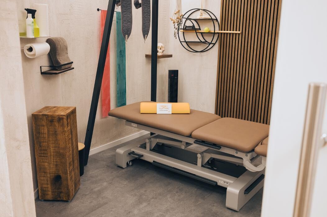 Bilder PHYSIOTHERAPIE und TRAINING KÖNIGSBACH Jens & Maike Müller