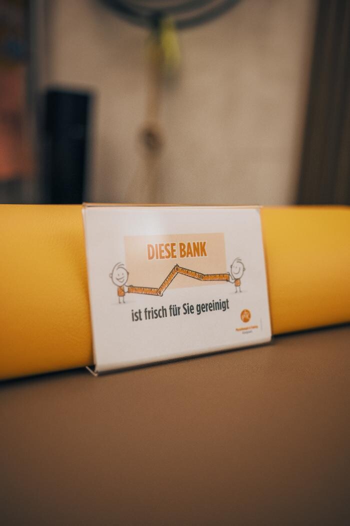 Bilder PHYSIOTHERAPIE und TRAINING KÖNIGSBACH Jens & Maike Müller