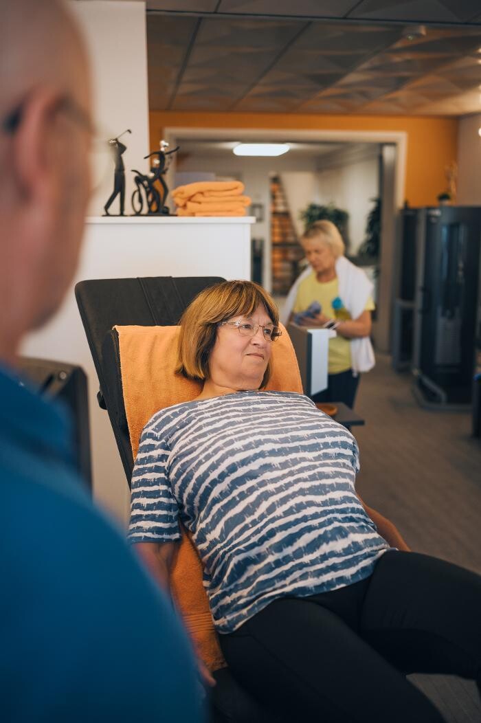 Bilder PHYSIOTHERAPIE und TRAINING KÖNIGSBACH Jens & Maike Müller
