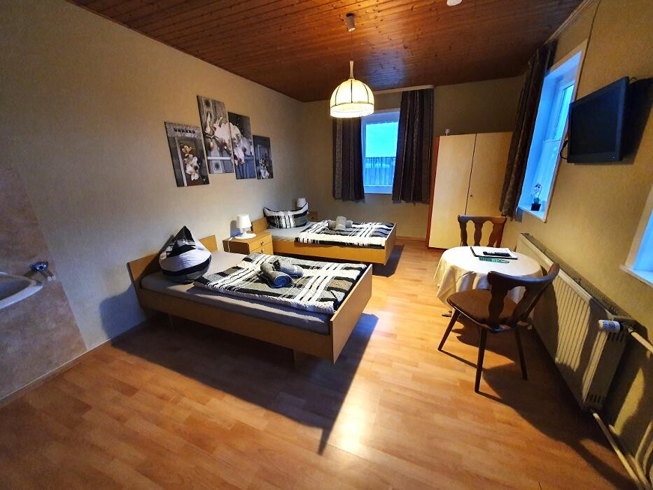 Bilder Gästehaus Weißes Lamm Monteurzimmer