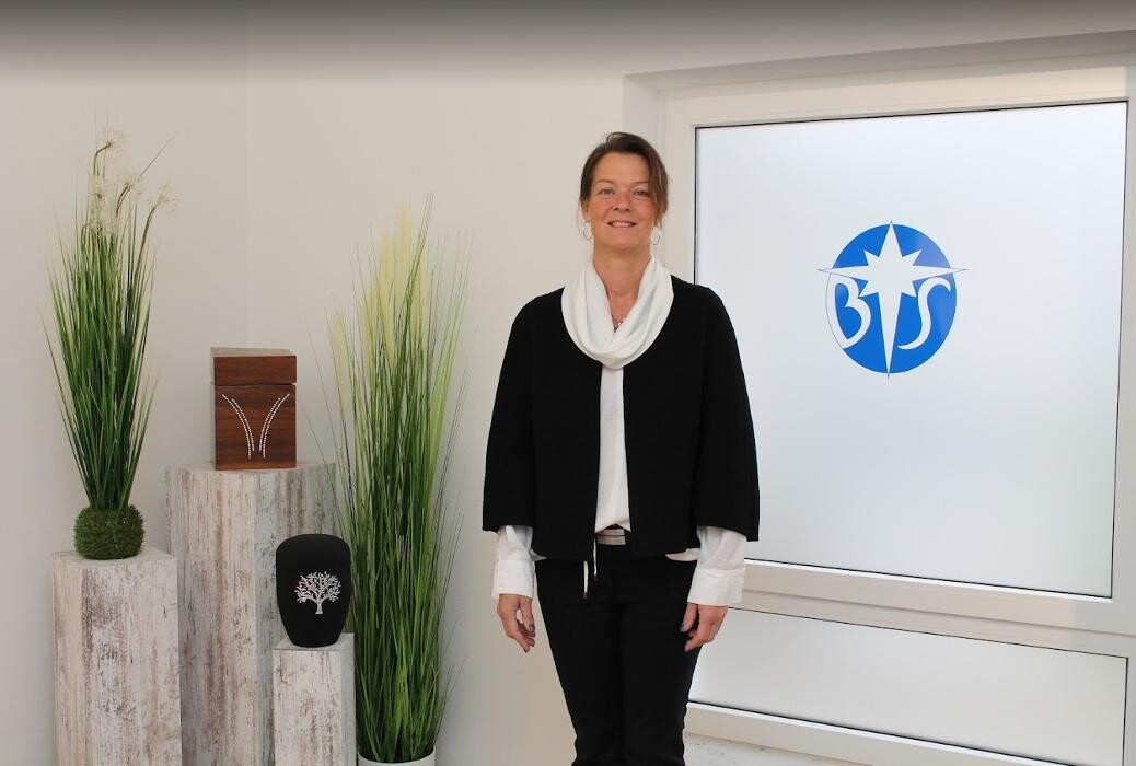 Bilder Bestattungsdienst Schleicher e.K.