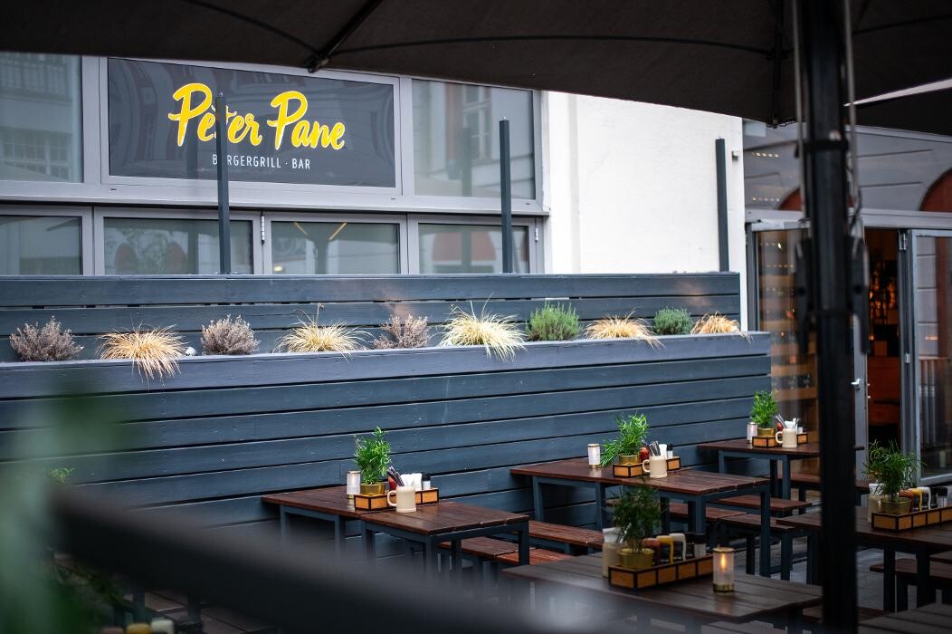 Bilder PETER PANE Burgergrill & Bar
