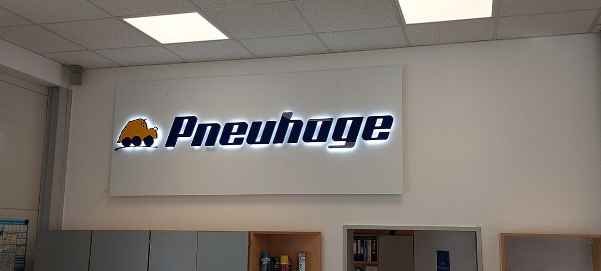 Bilder Pneuhage Reifen und Autoservice