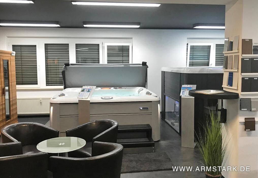 Bilder ARMSTARK Whirlpools, Swim Spas, Saunen & Infrarotkabinen